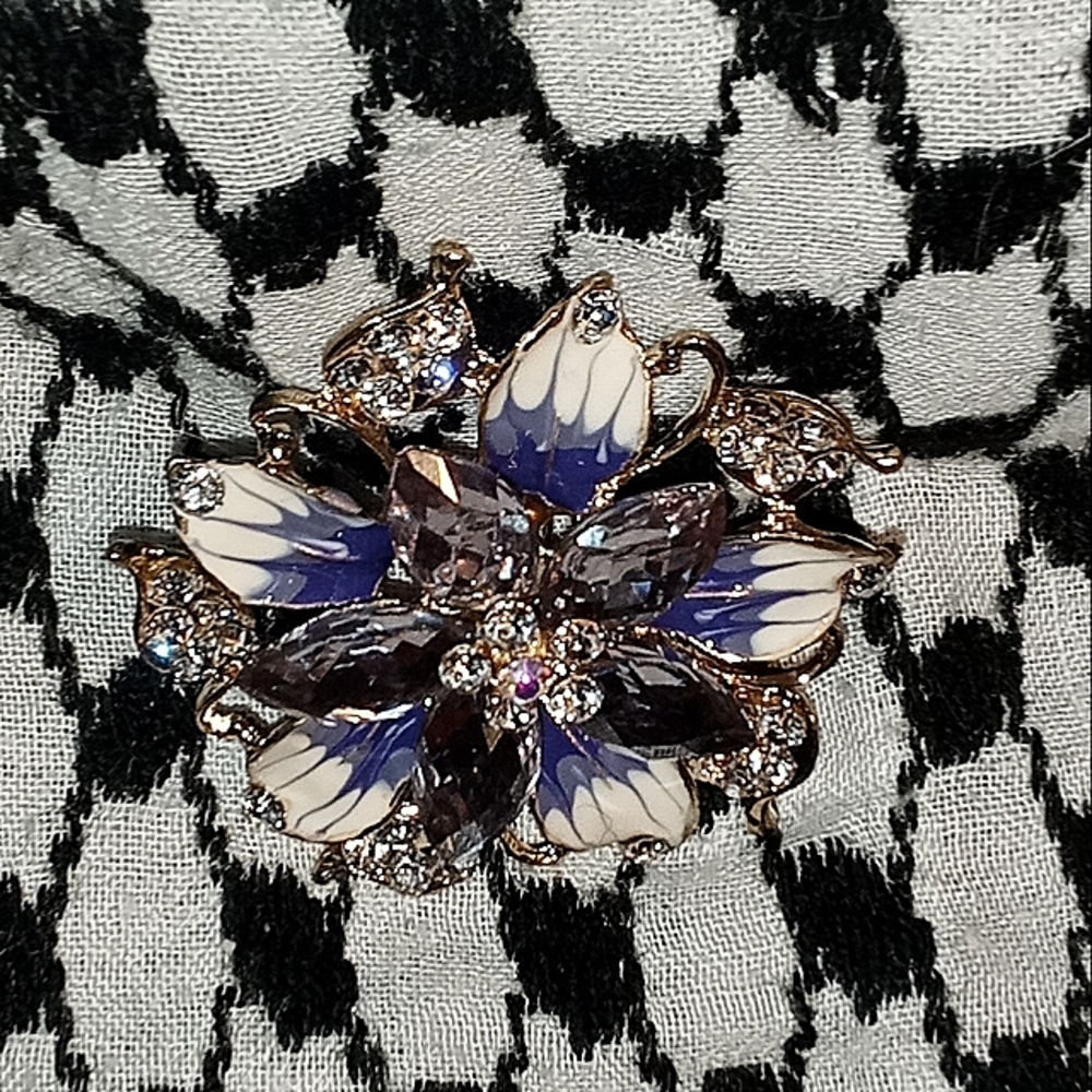 Elegant Purple and Gold Floral Brooch